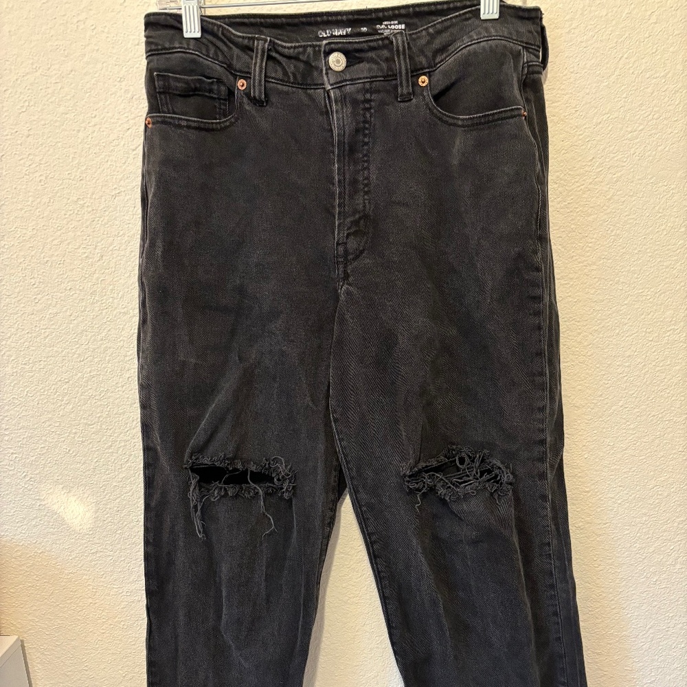Black Distressed Jeans